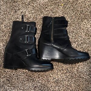 Sorrel Black Leather Boots- worn once